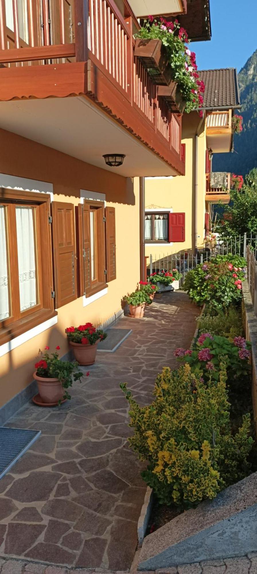 Apartment Relax Natura Canal San Bovo Bagian luar foto